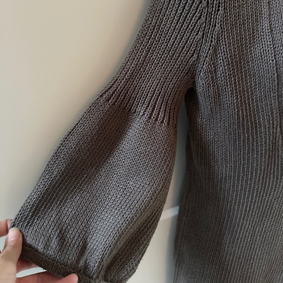 THEORY Fisherman Knit U-Neck Sweater in Storm Gray Sz M NWT $298!! - Picture 2 of 4